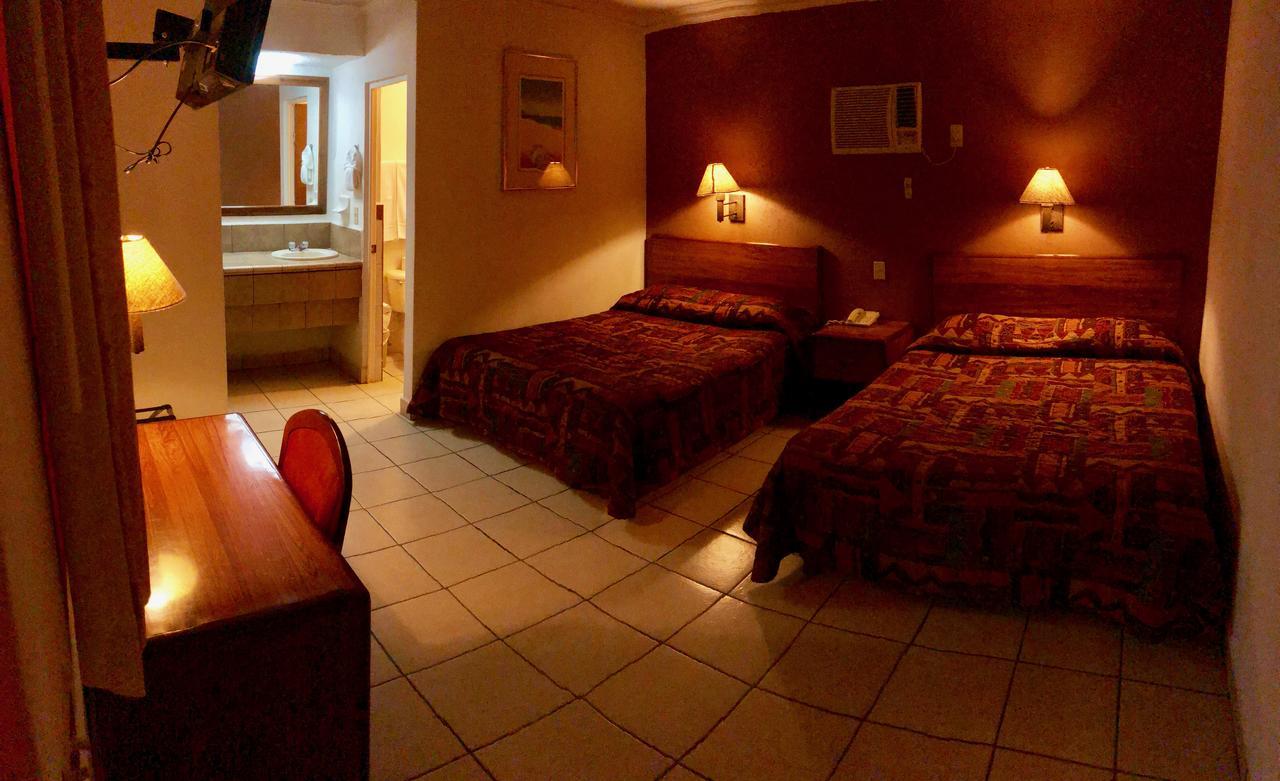 Hotel Posadas Del Ryal Ciudad Constitución Eksteriør billede