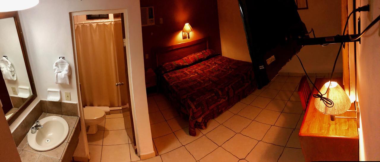 Hotel Posadas Del Ryal Ciudad Constitución Eksteriør billede